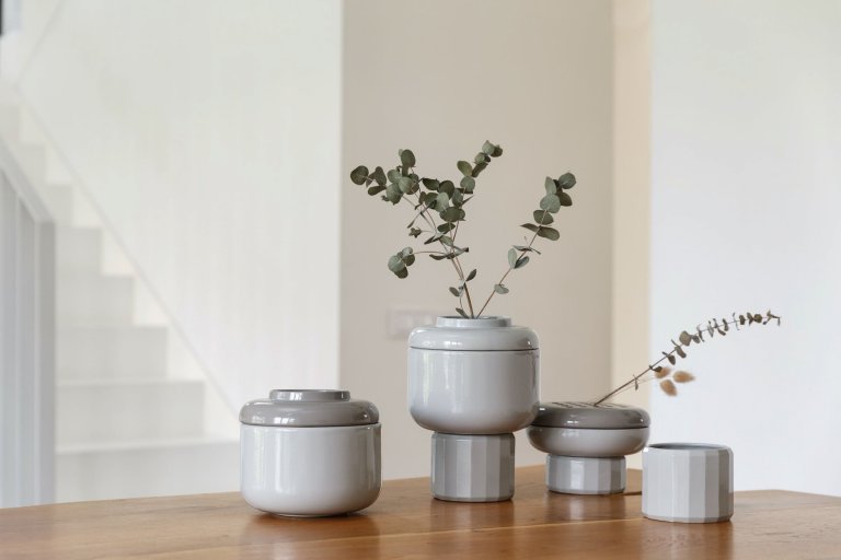 Elegantní interiér domu pro dvě rodiny