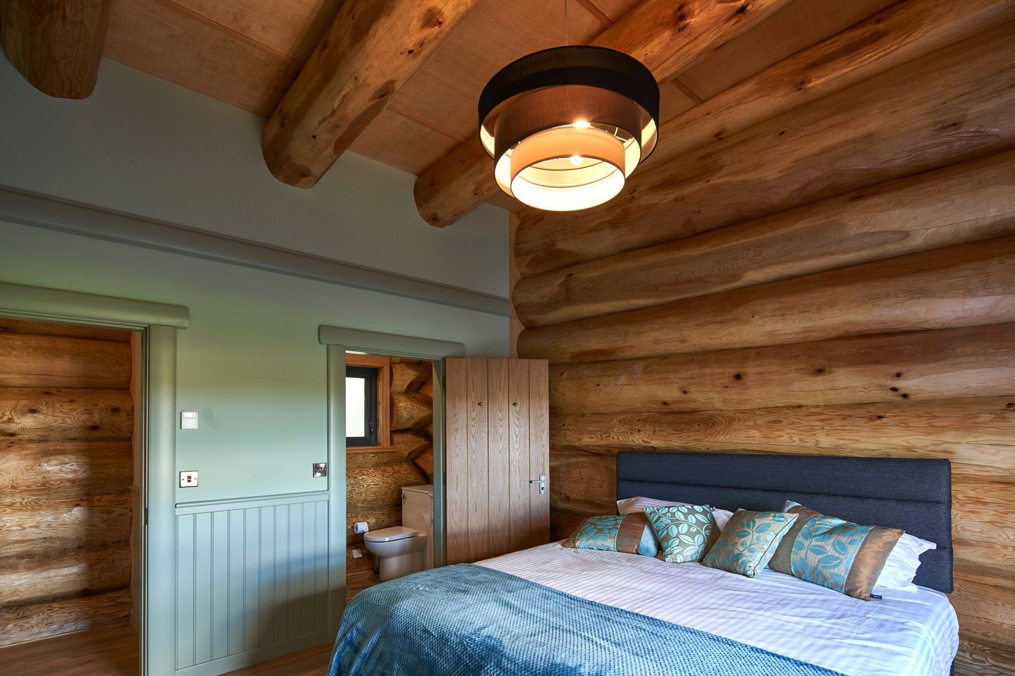 Kouzelný srub neobvyklého tvaru