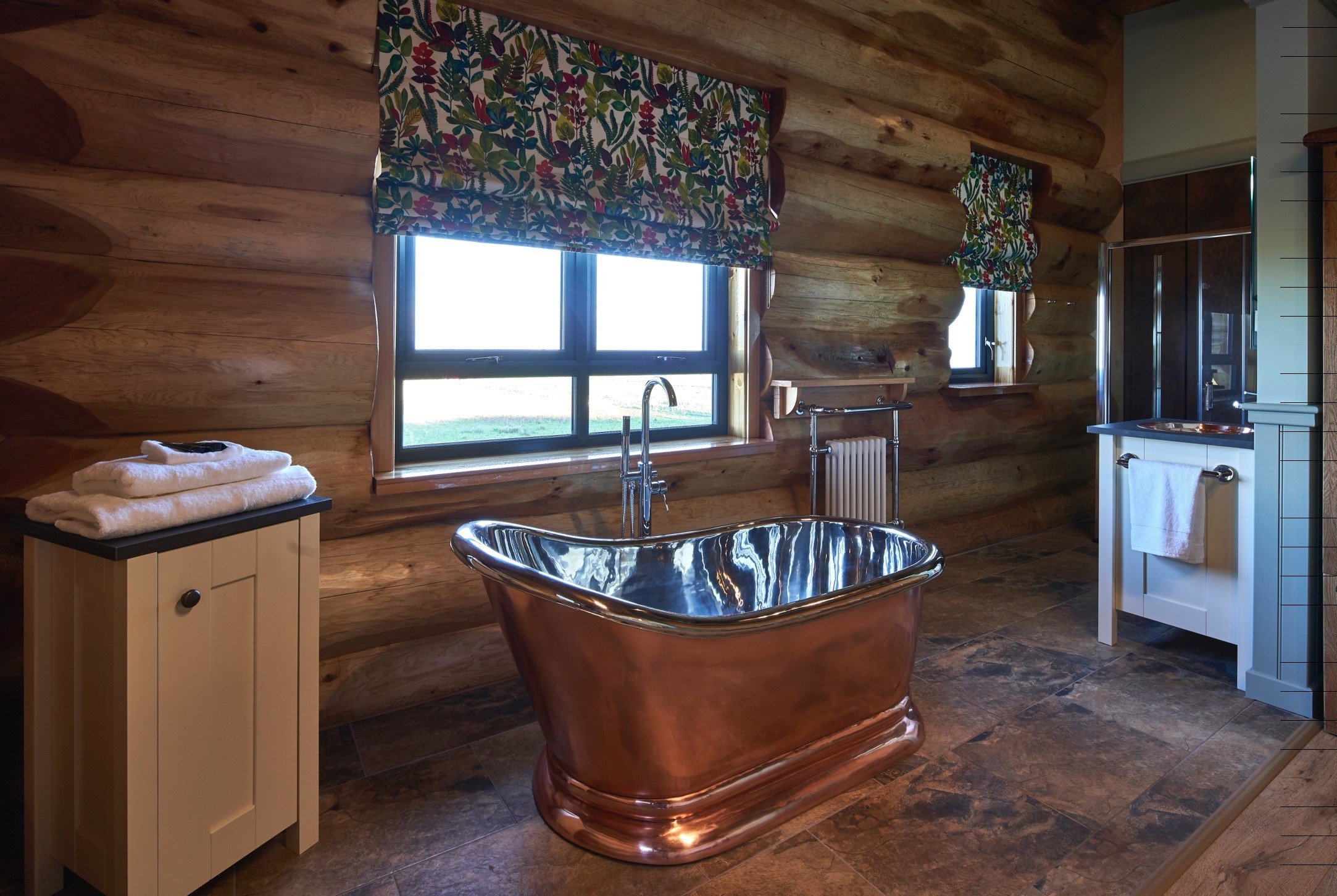 Kouzelný srub neobvyklého tvaru