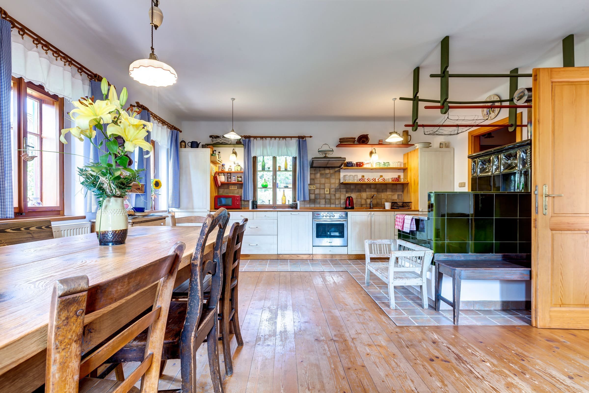 Malebná chaloupka pod Krakonošovem