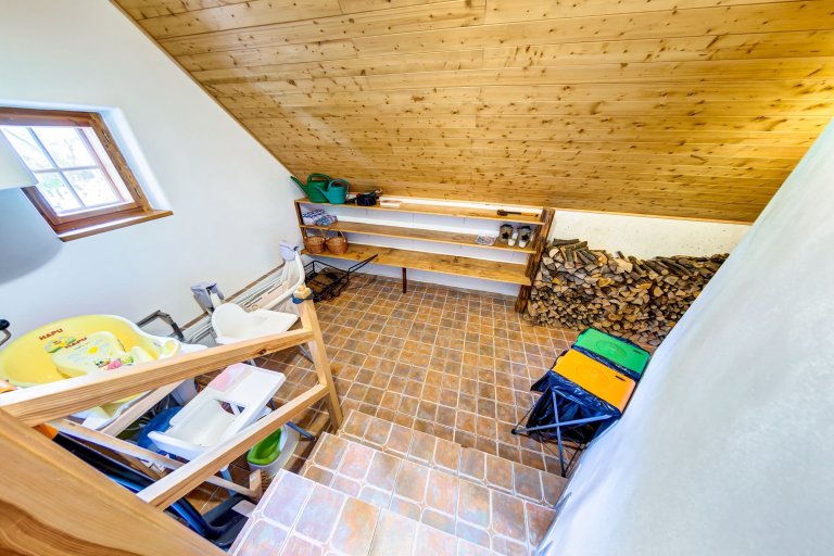 Malebná chaloupka pod Krakonošovem