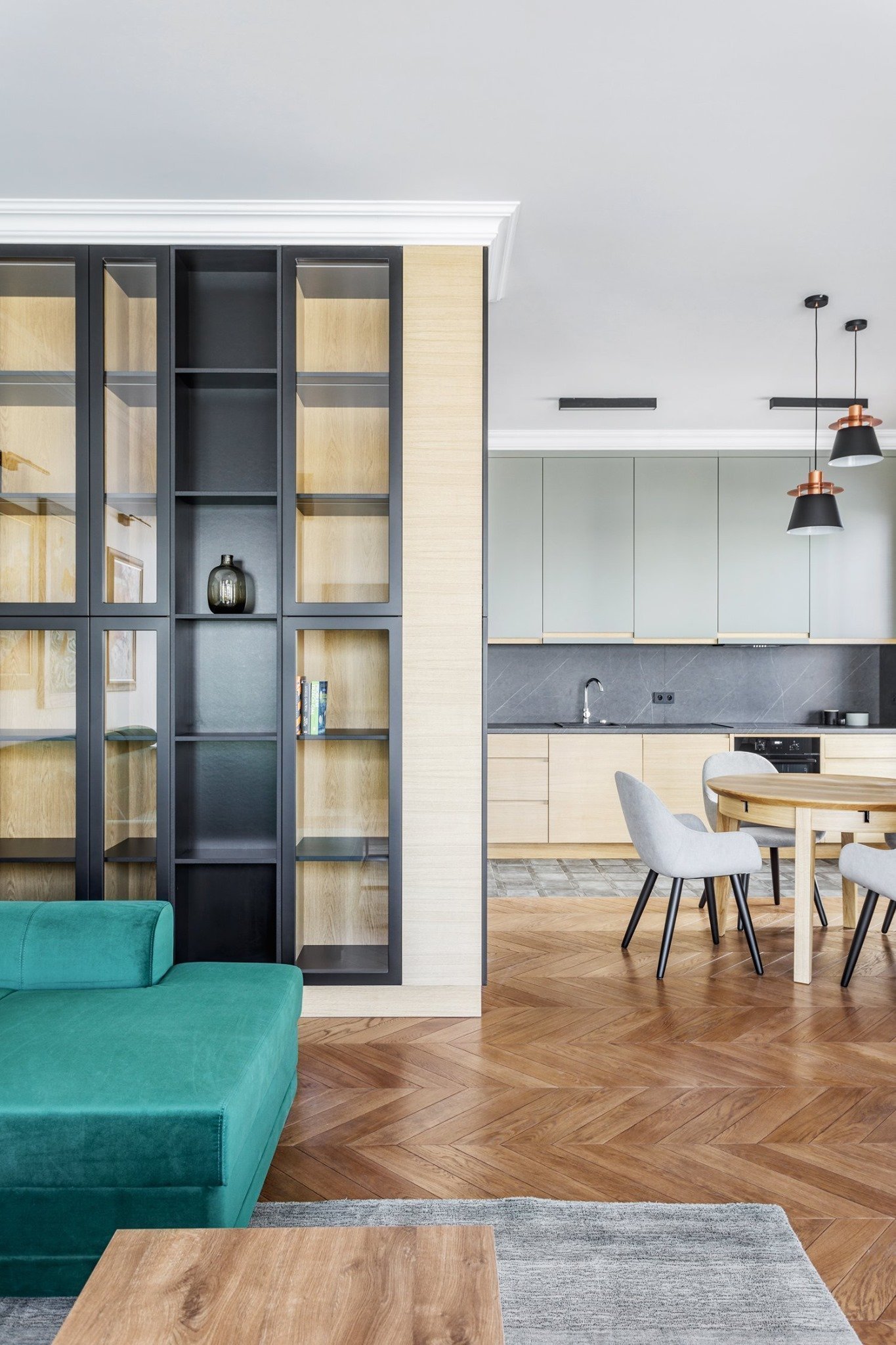 Moderní byt pro muže milujícího umění