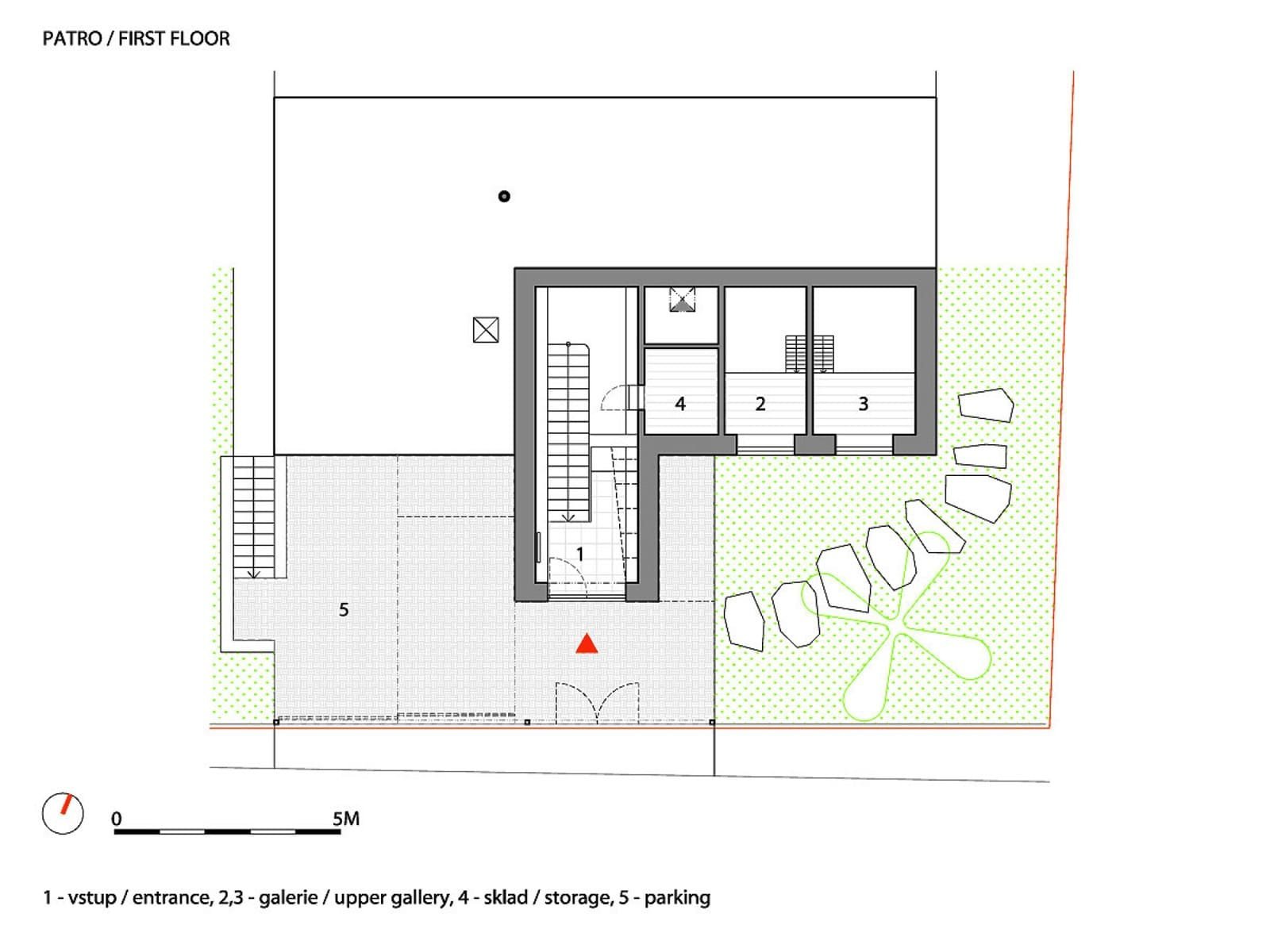 Originální dům na svažitém pozemku