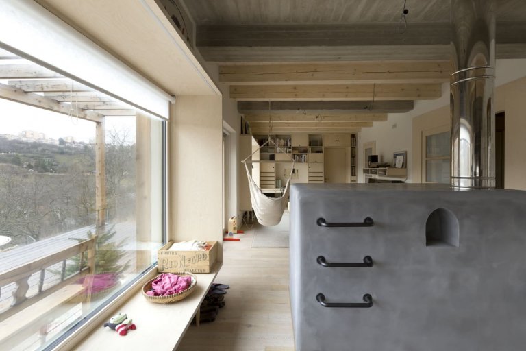 Originální dům na svažitém pozemku