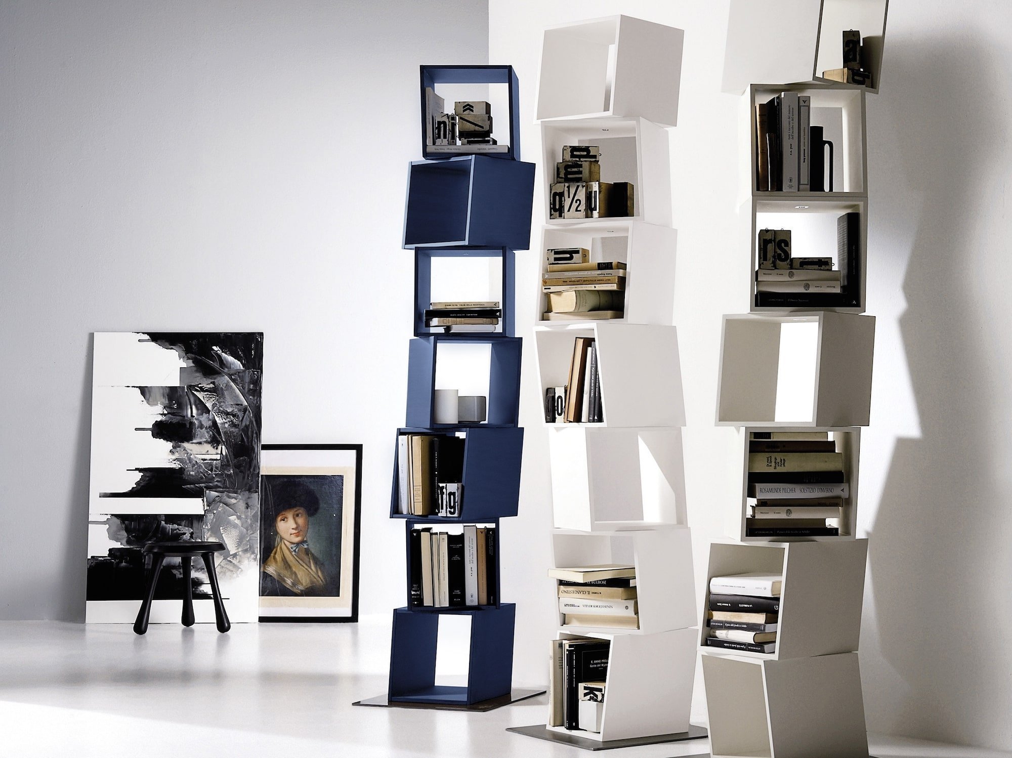 Police na knihy jako výstřelek designérů