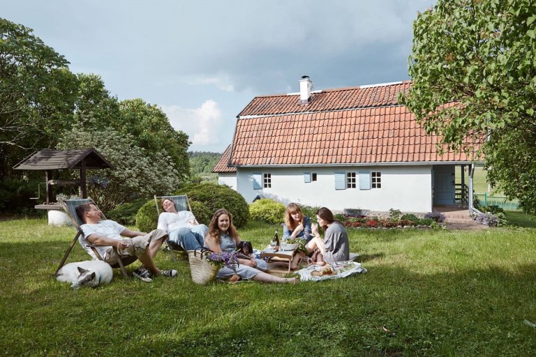 Půvabný dům v údolí luk