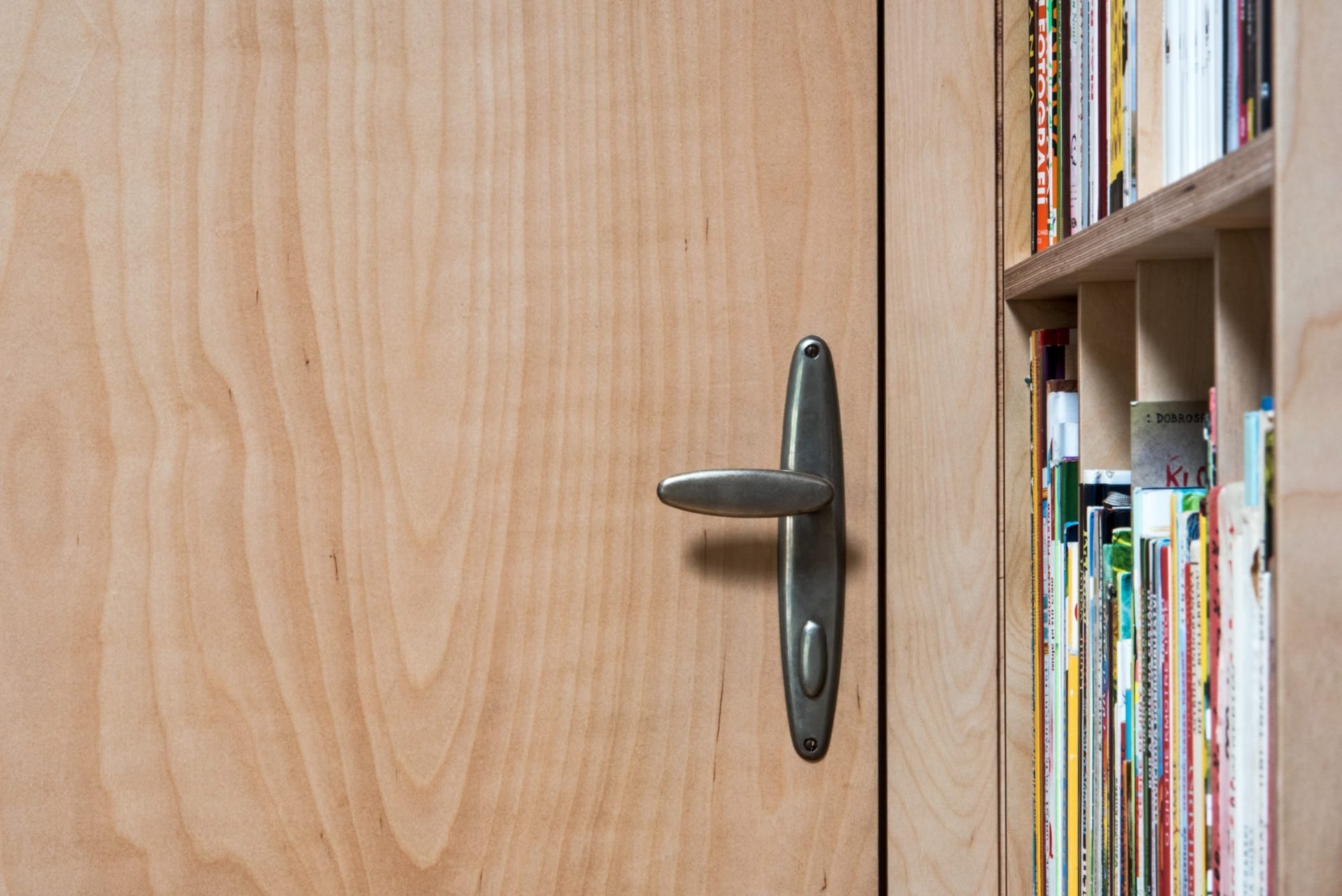 Rodinný dům na dně zavřeného lomu