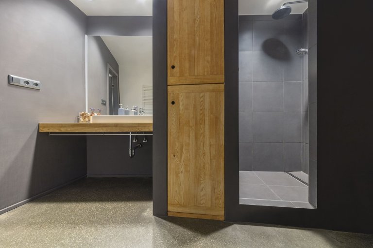 Ze starého stavení má moderní venkovský dům