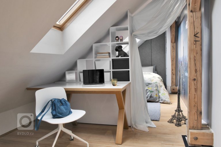 add picture to album