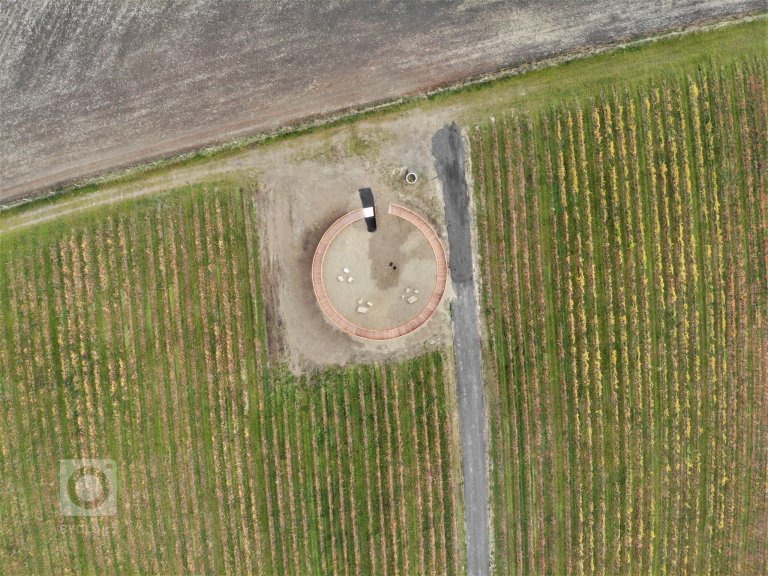 add picture to album