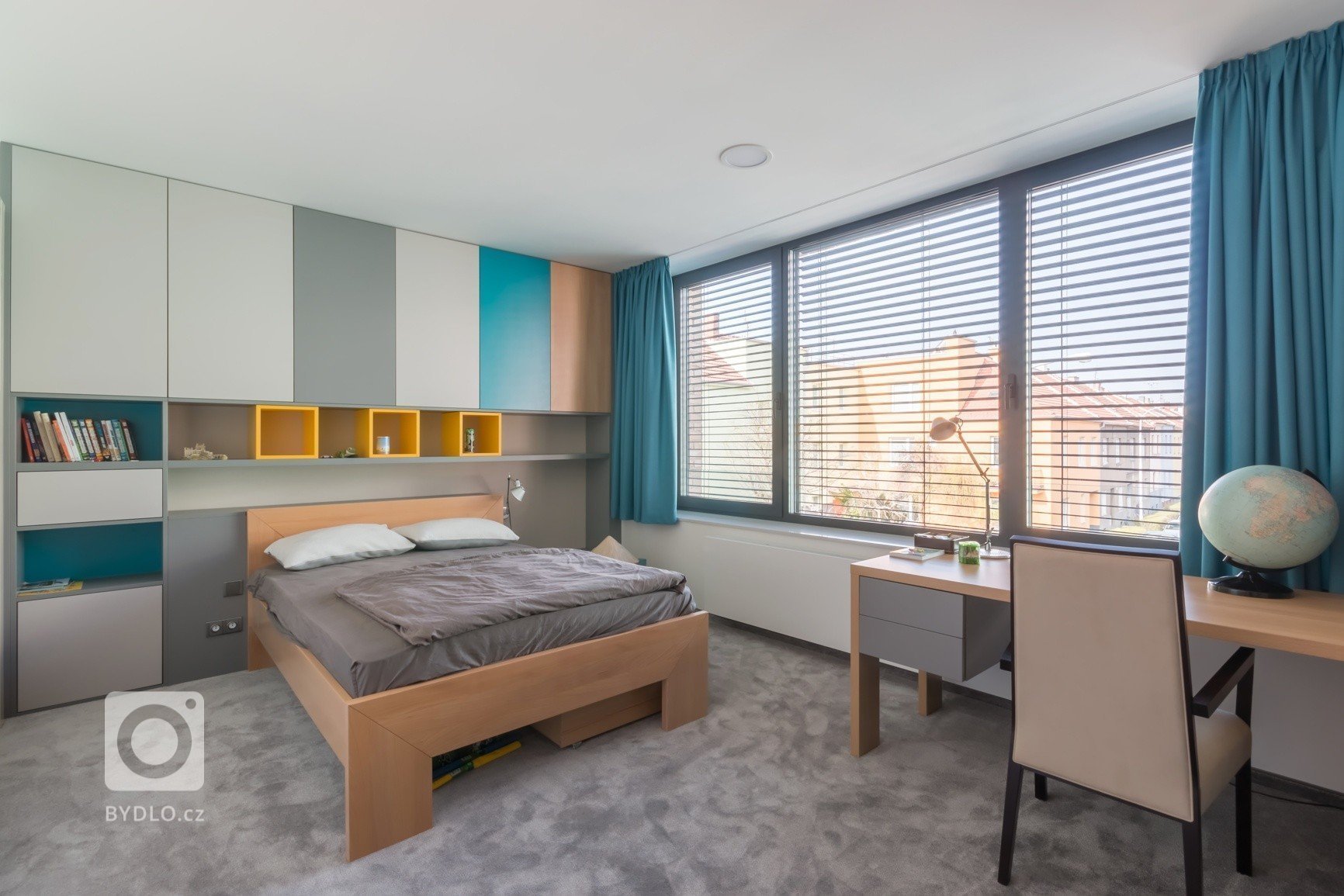 Nový dům na historických sklepech, to je výsledek našeho citlivého snažení, které se inspirovalo požadavky investora. Ladění detailů jsme zvládli na jedničku.…