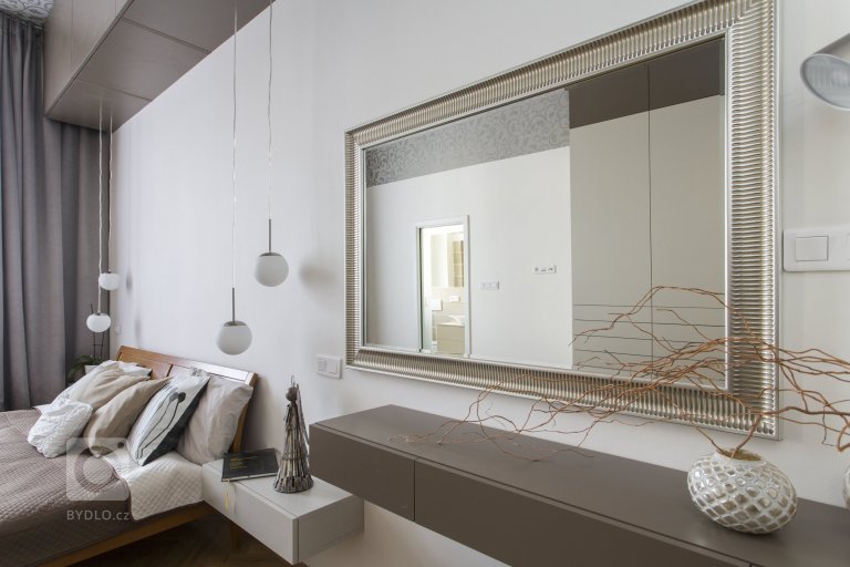 add picture to album