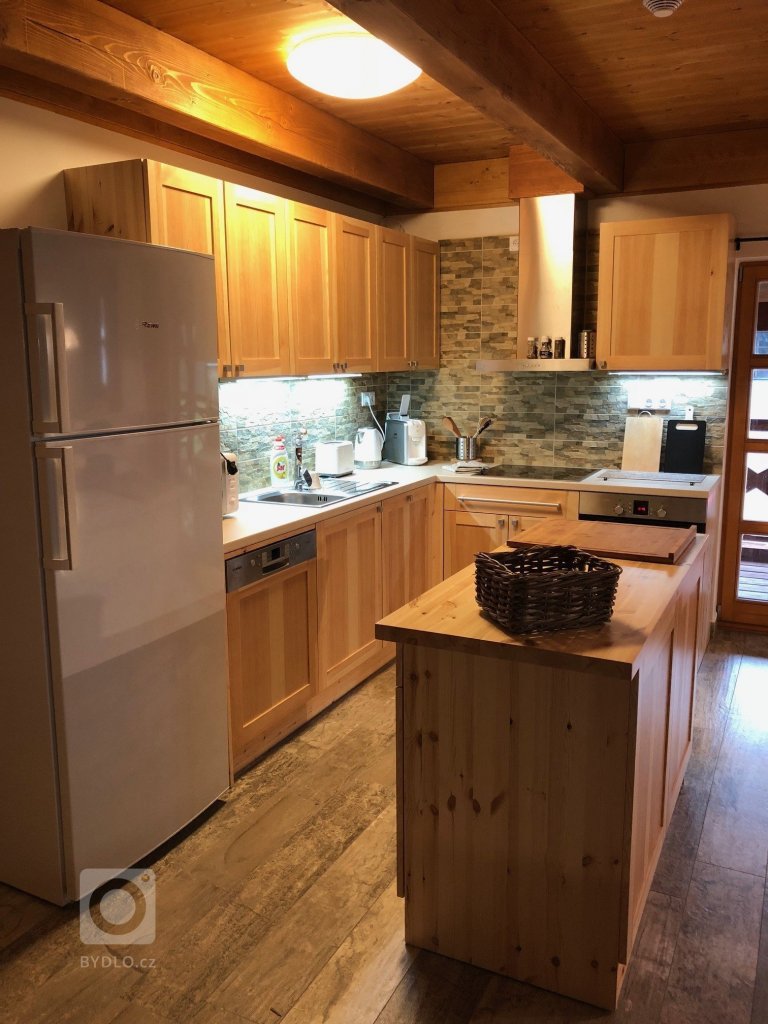 add picture to album