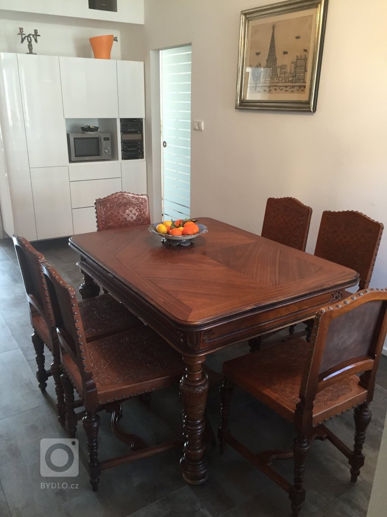 add picture to album