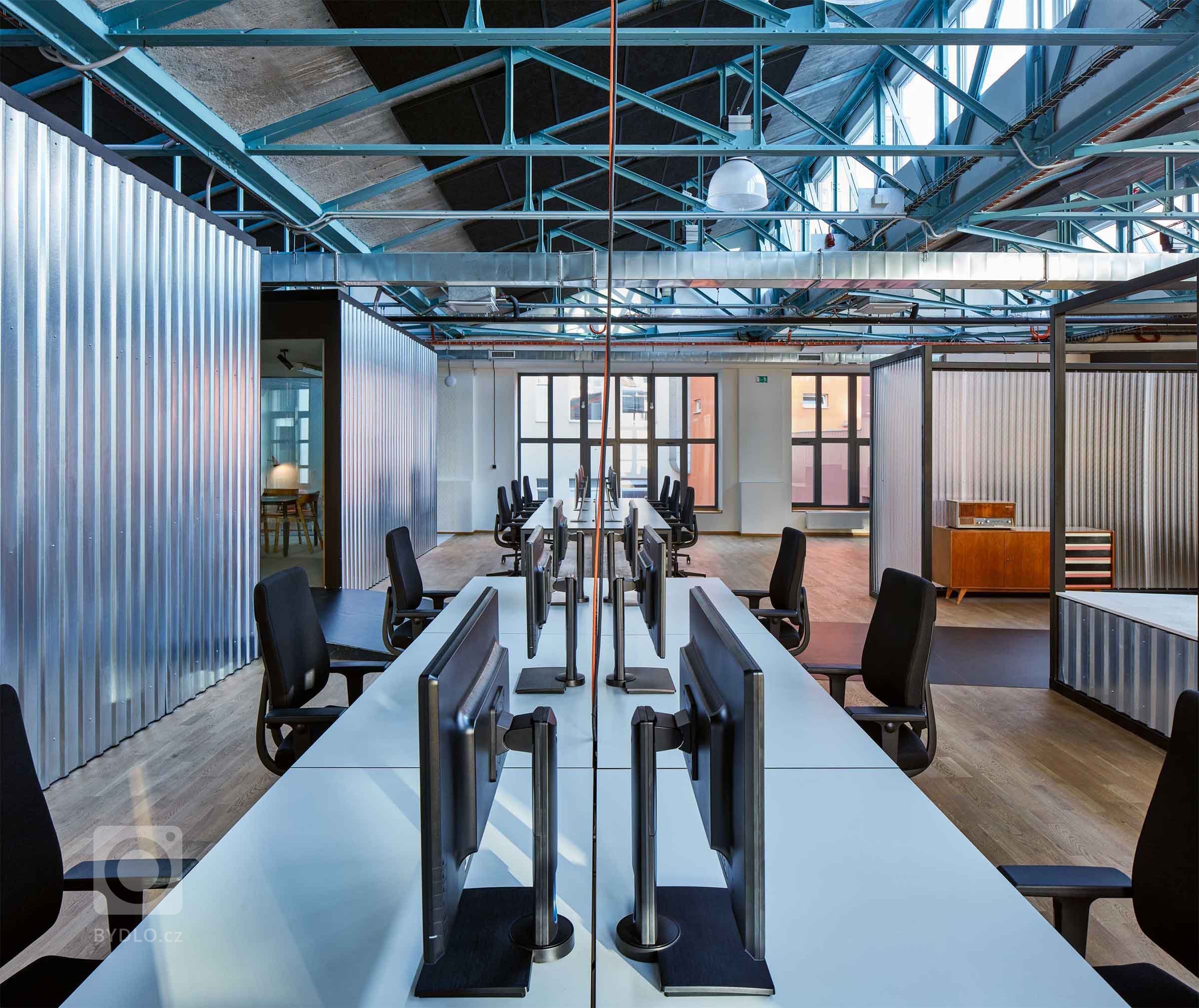 Ocenění Kanceláře roku 2018


Jak skloubit německou preciznost a českou živelnost? Nové administrativní prostory pro pražskou pobočku jedné z největších…