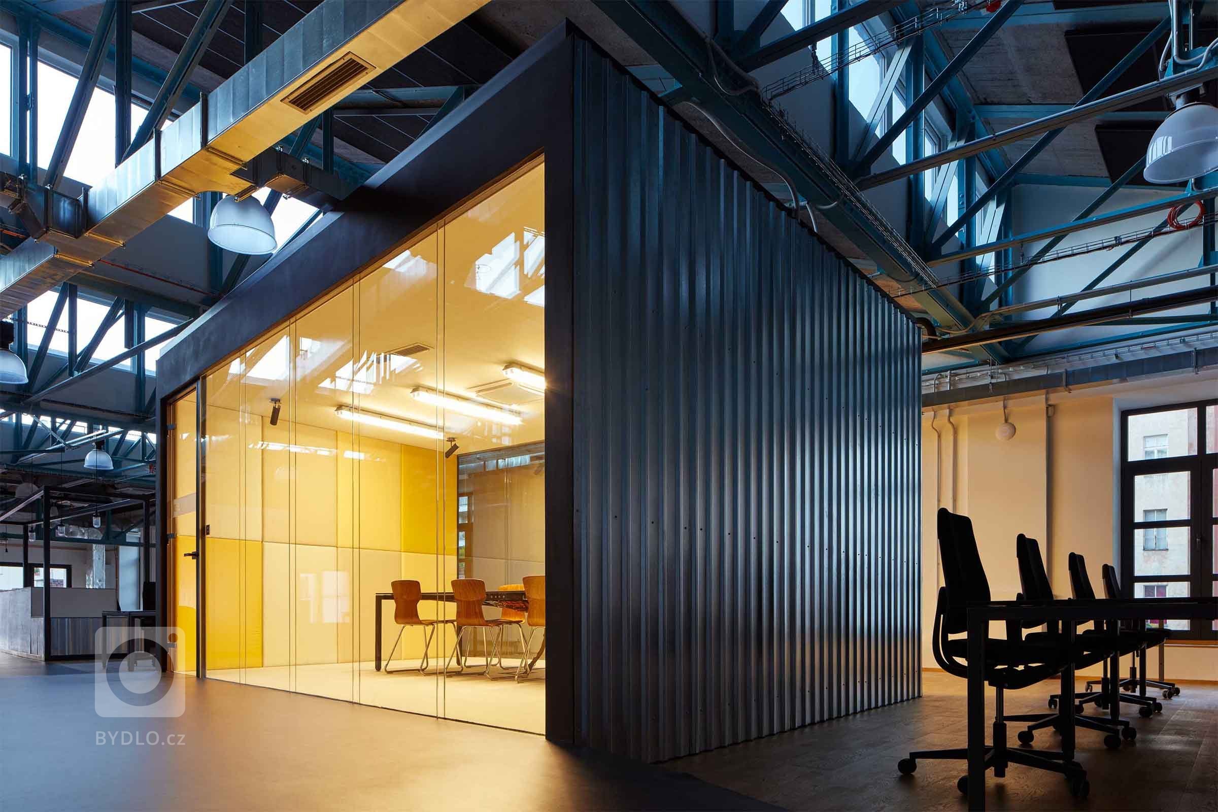 Ocenění Kanceláře roku 2018


Jak skloubit německou preciznost a českou živelnost? Nové administrativní prostory pro pražskou pobočku jedné z největších…