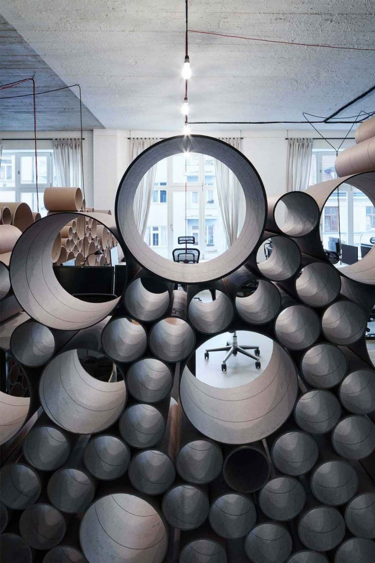 Ocenění Kanceláře roku 2017

Přestěhovat za pouhé tři měsíce komunikační agenturu Czech Promotion ze slavné Winternitzovy vily do nerekonstruovaných prostor…