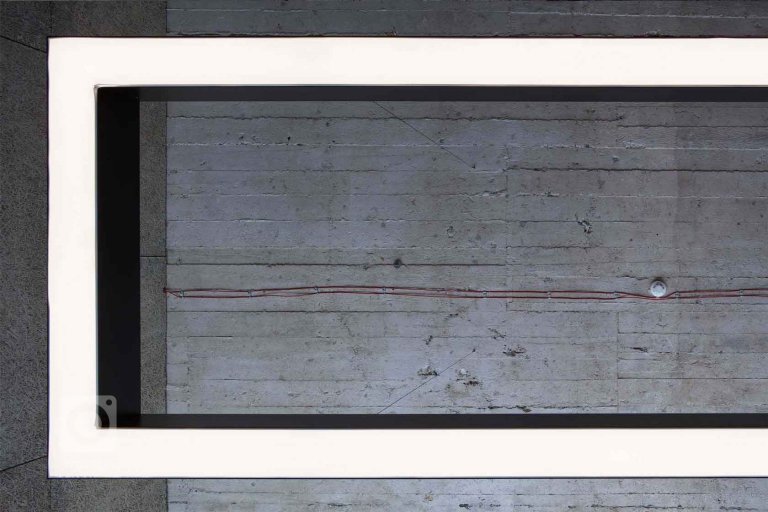 add picture to album