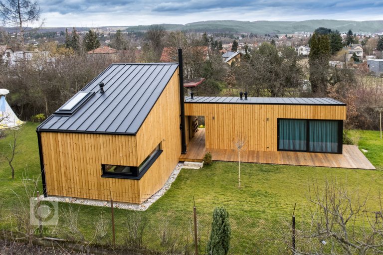 add picture to album