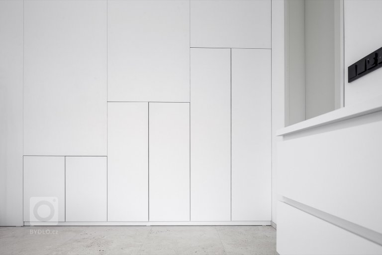 add picture to album