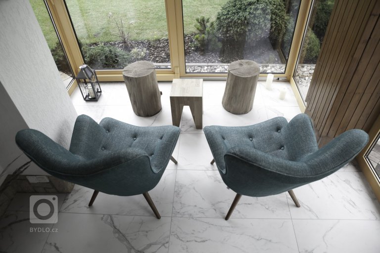 add picture to album