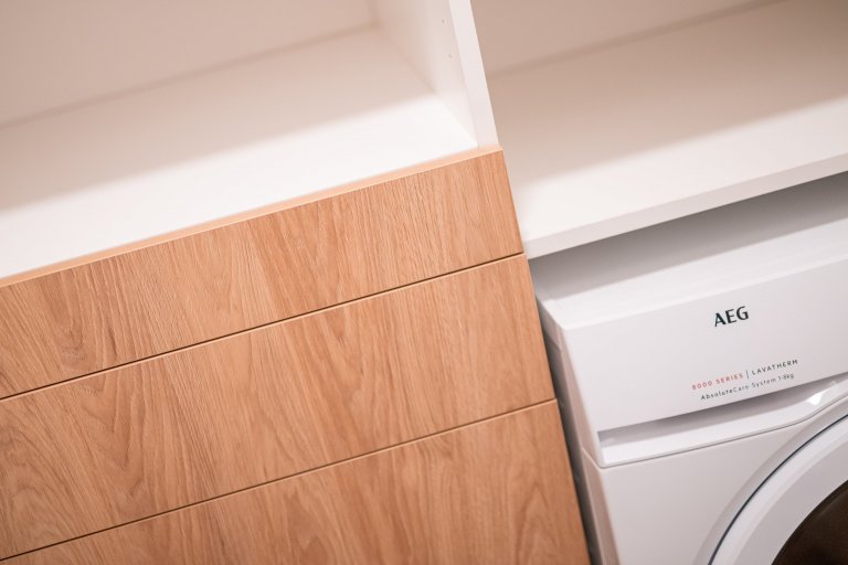 Projekt v nově stojící developerské rezidenci na kraji Zlína, který se odehravá ve stylu Boho.&nbsp;Důraz projektu byl kladený na jednoduchost, prostost a…