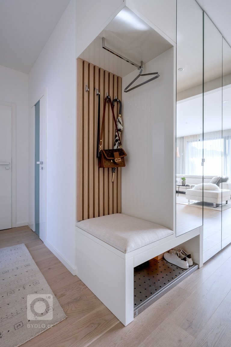 add picture to album