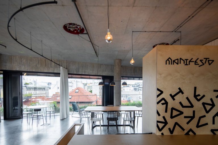 MANIFESTO & RESITE OFFICE