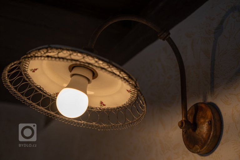 add picture to album