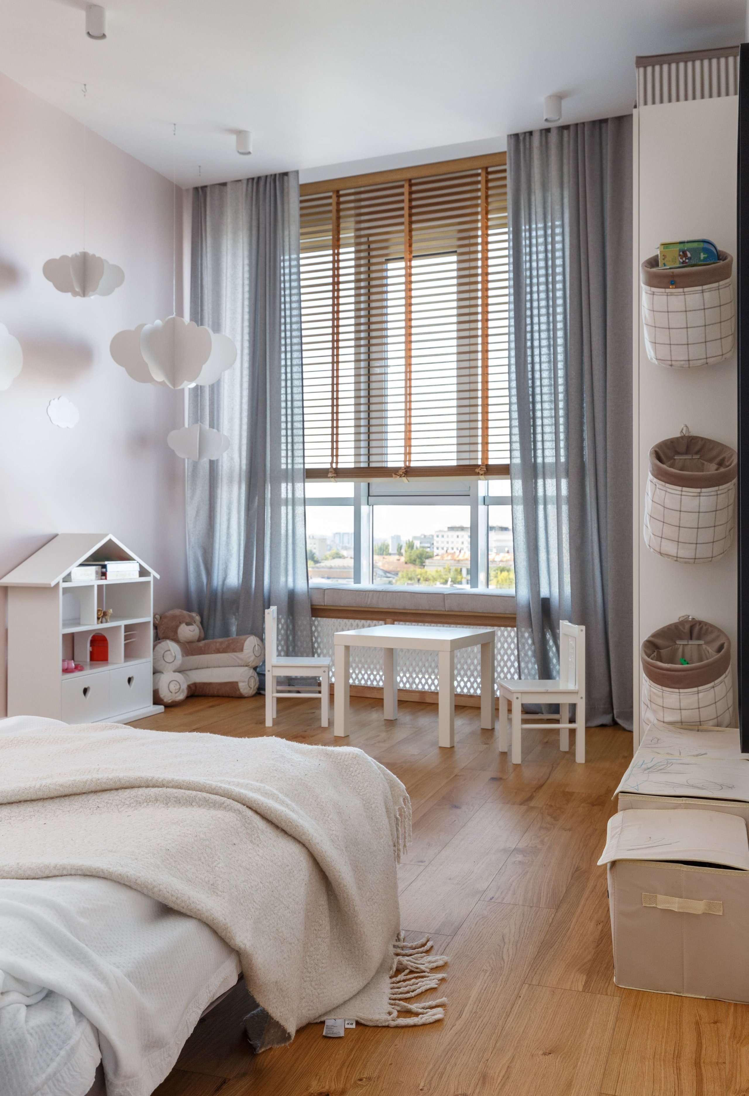 Beton a dřevo v interiéru jdou skvěle dohromady