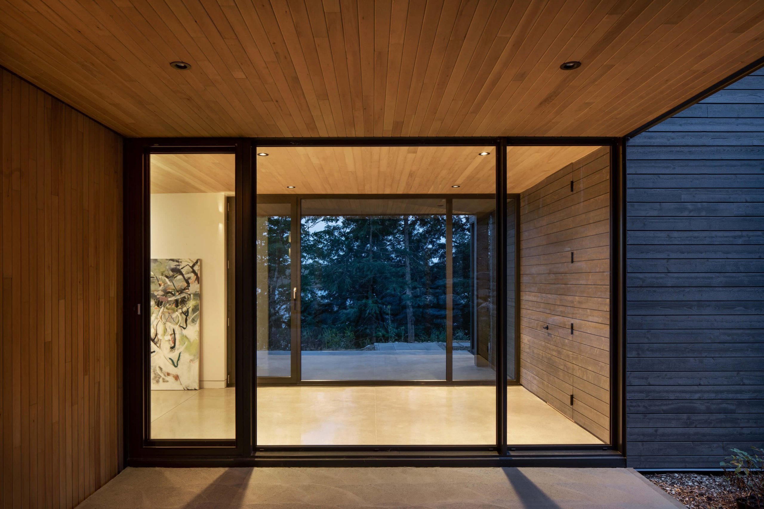 Dům uprostřed kanadské přírody