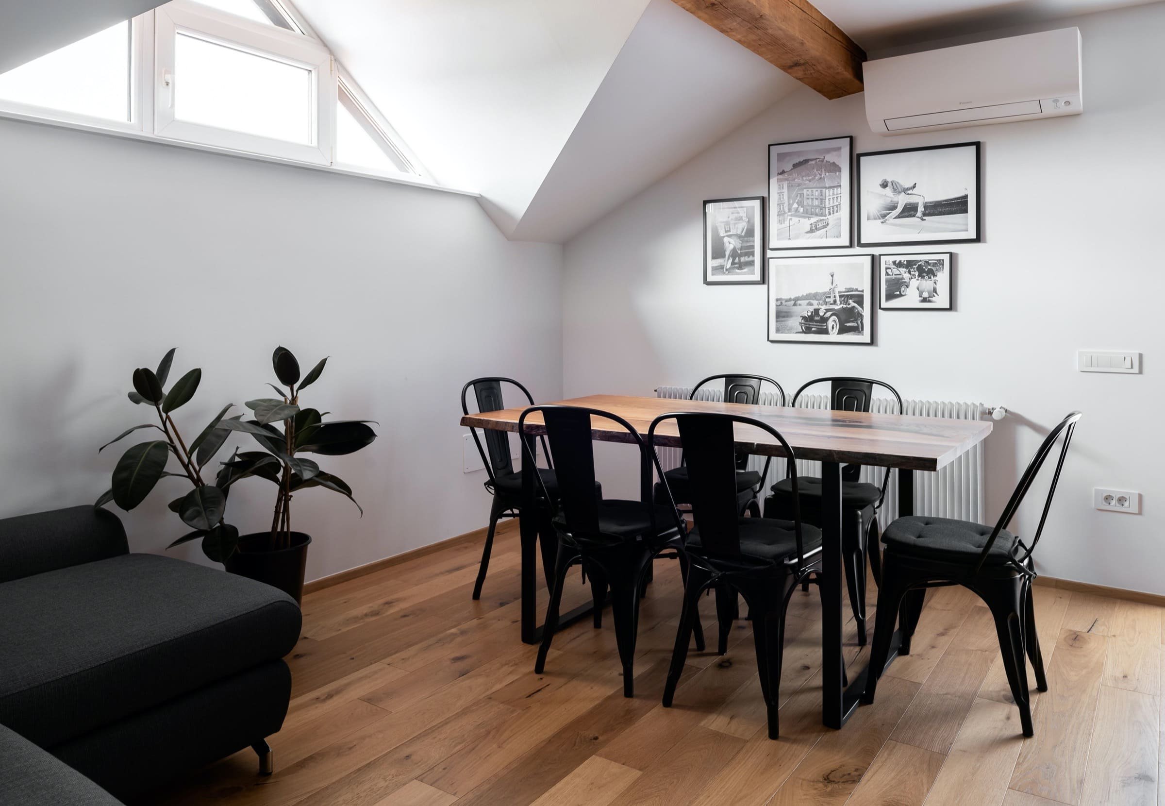 Industriální byt v podkroví