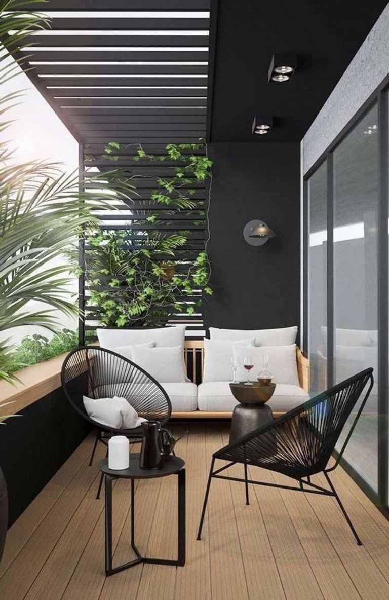 Jak vyzdobit balkon ve městě?
