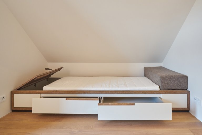 Rekonstrukce staré chalupy v Podkrkonoší