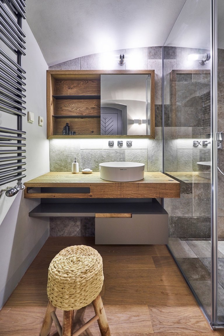 Rekonstrukce staré chalupy v Podkrkonoší