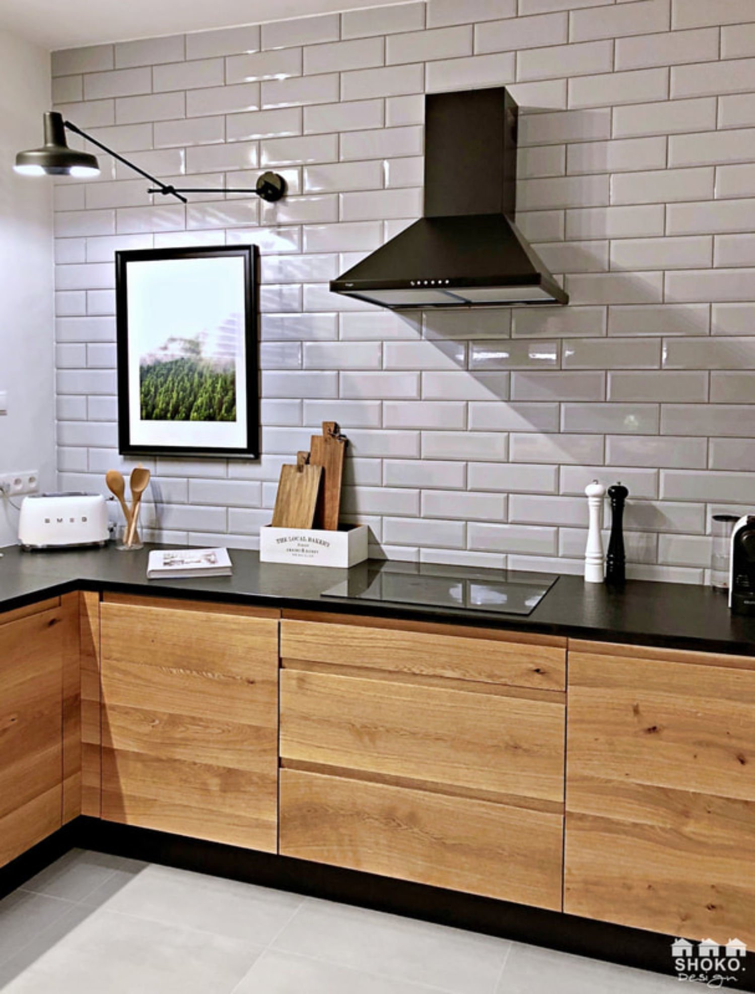 Skandinávský byt s prosklenou stěnou a tipy jak na scandi styl