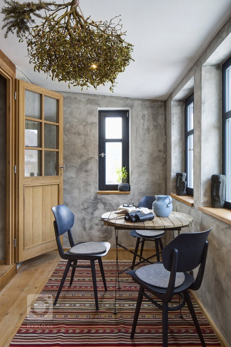 add picture to album