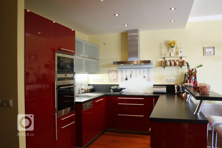 add picture to album