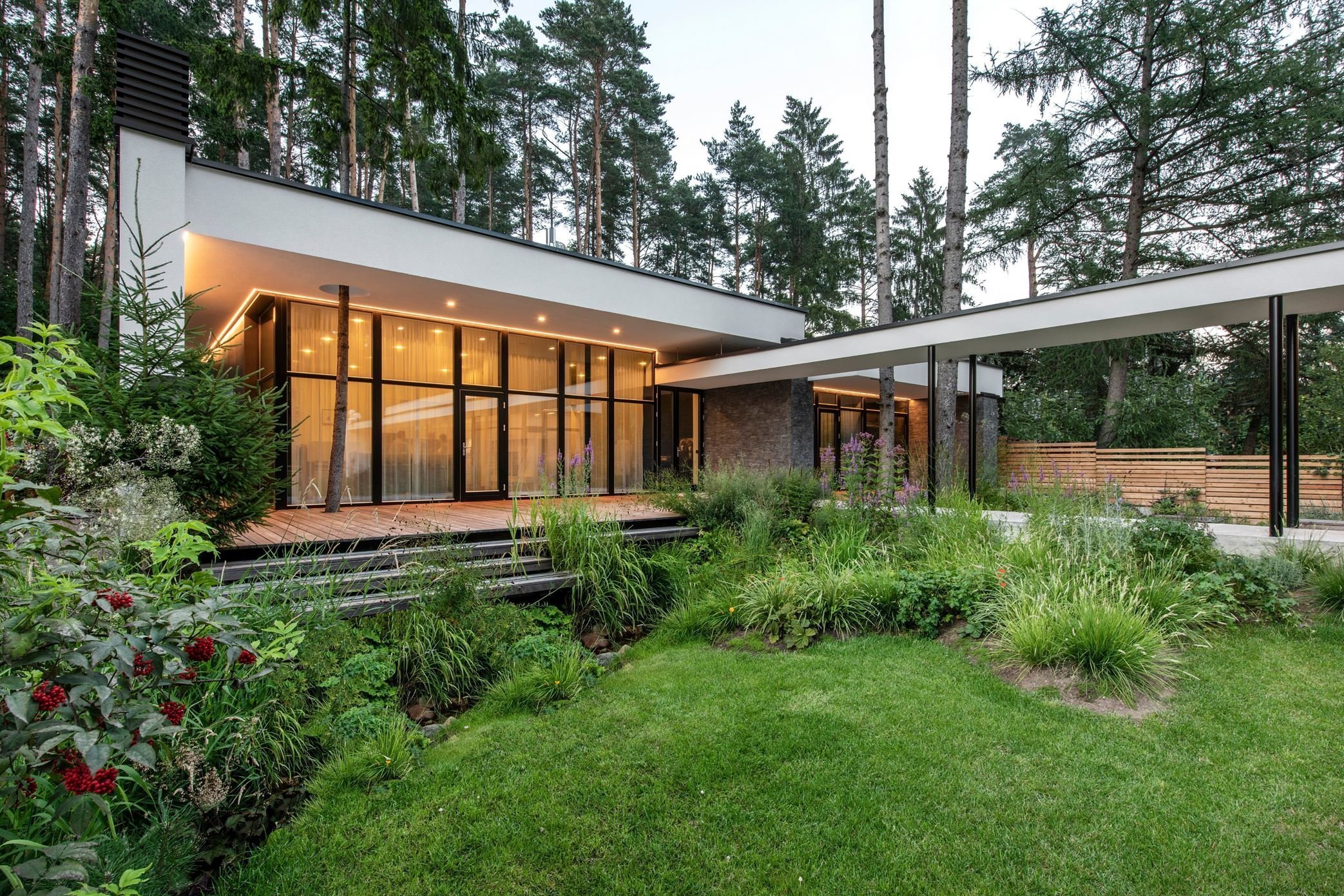 Dům s unikátním přemostěním „Bridge house“