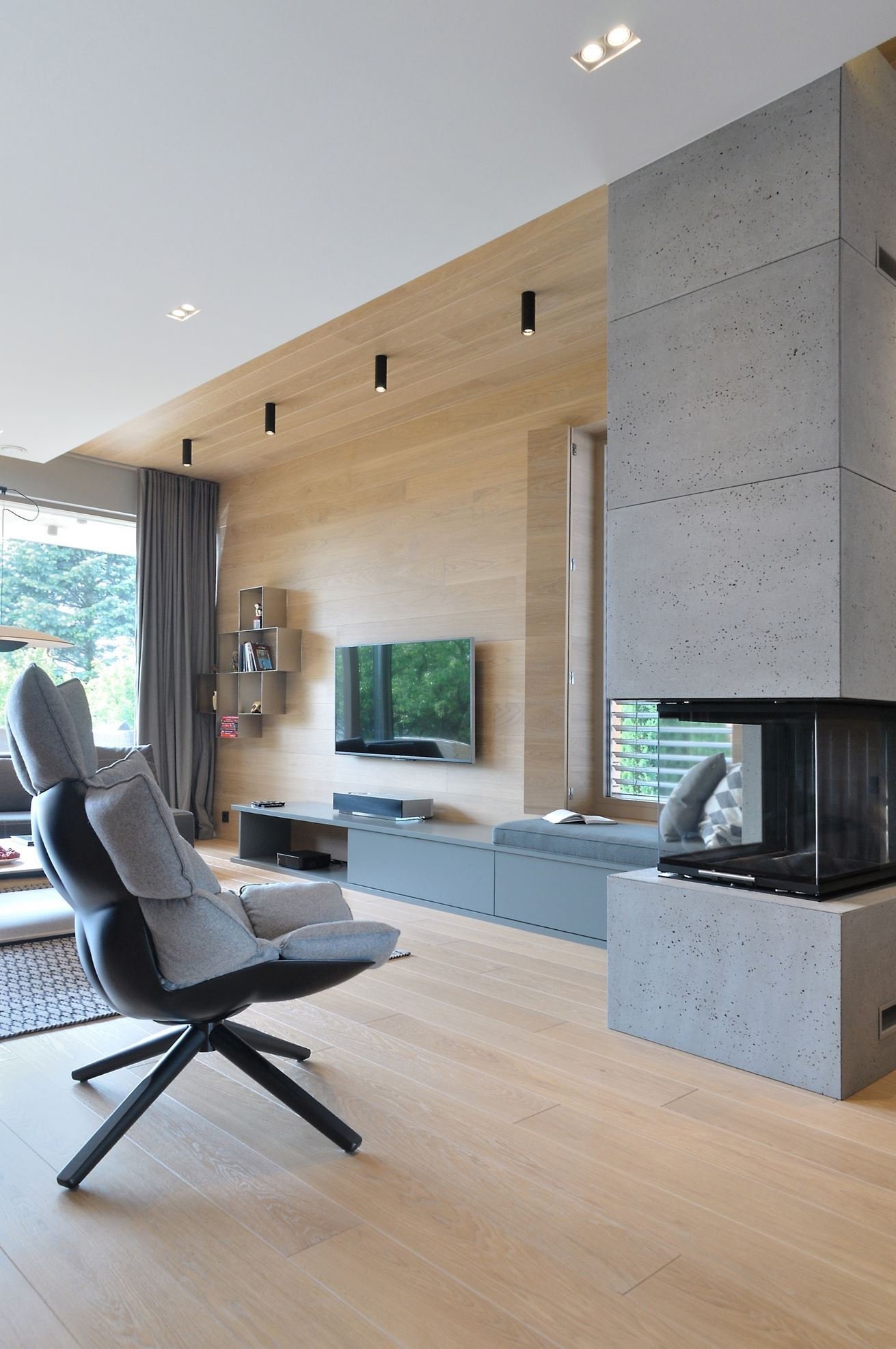 Dialog dřeva s betonem