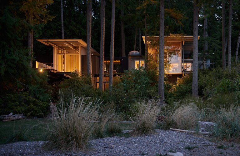 Domov uprostřed lesa budoval přes 60 let