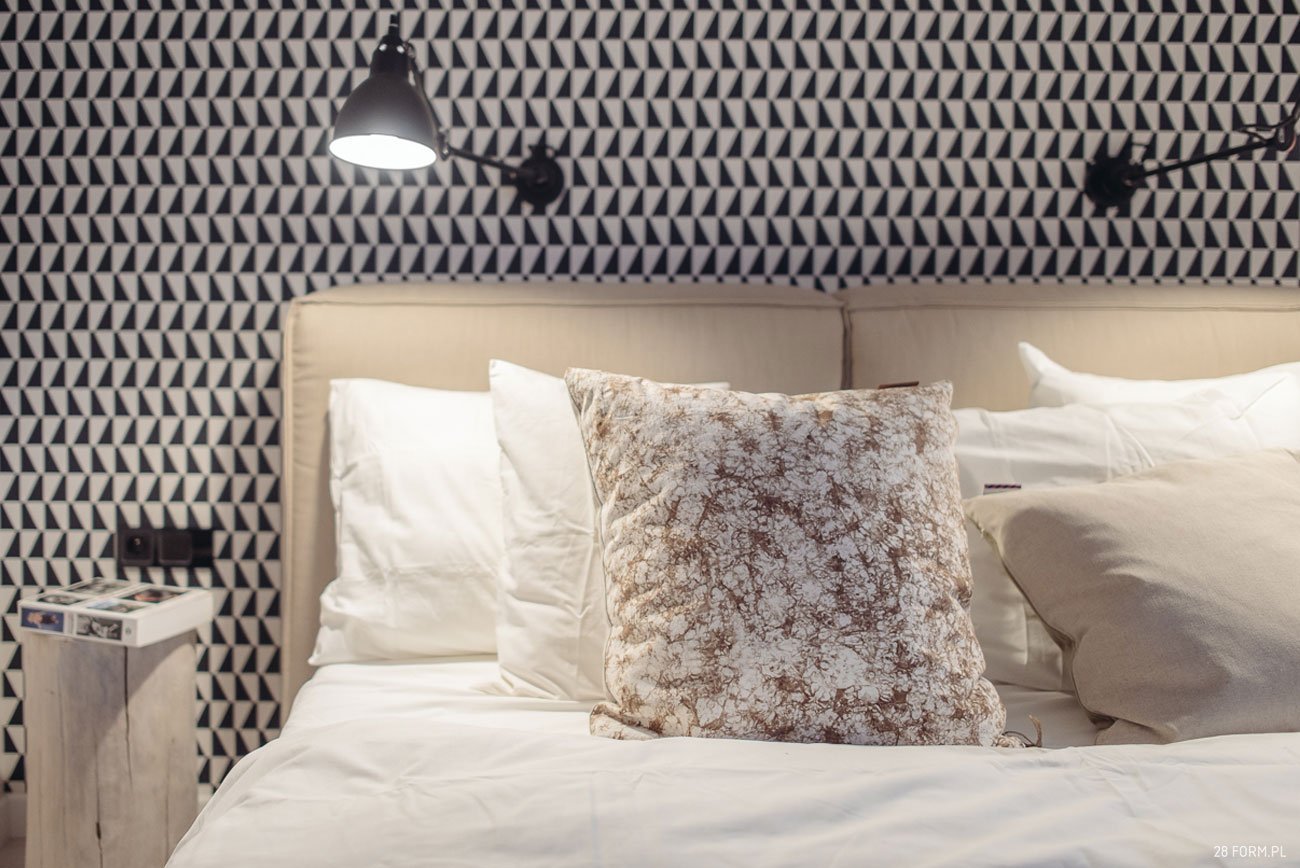 Dům s tabulí místo stěny