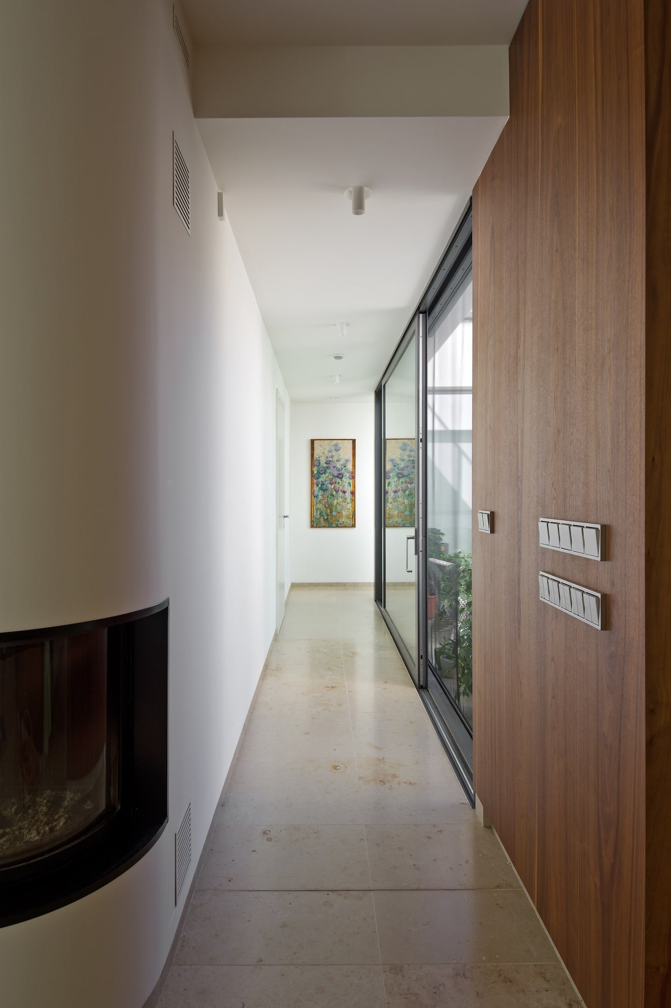 Funkcionalistická vila na skále