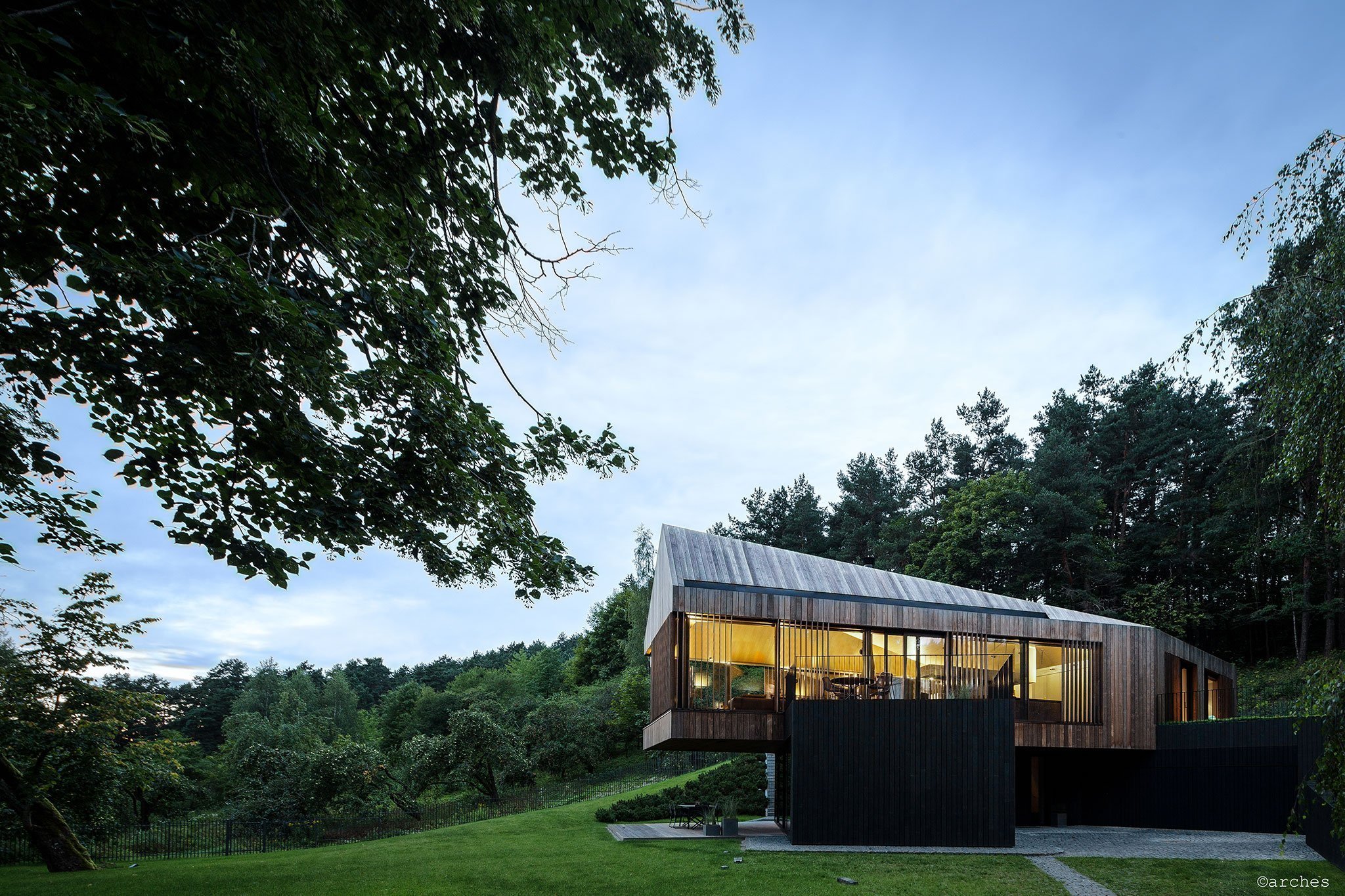 Nádherná vila ukrytá v lesích