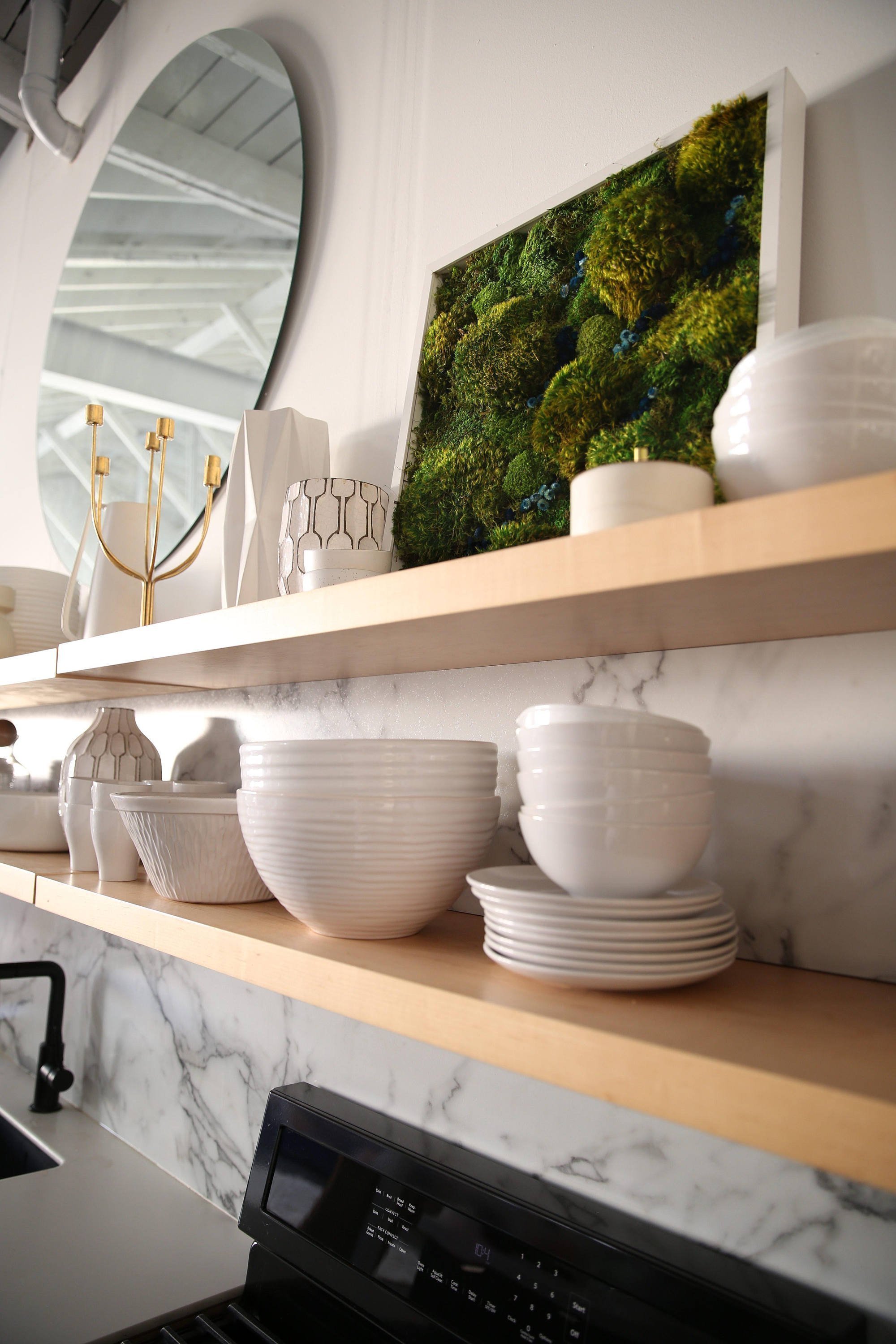 Obrazy z mumifikovaného mechu jsou výjimečný interiérový prvek