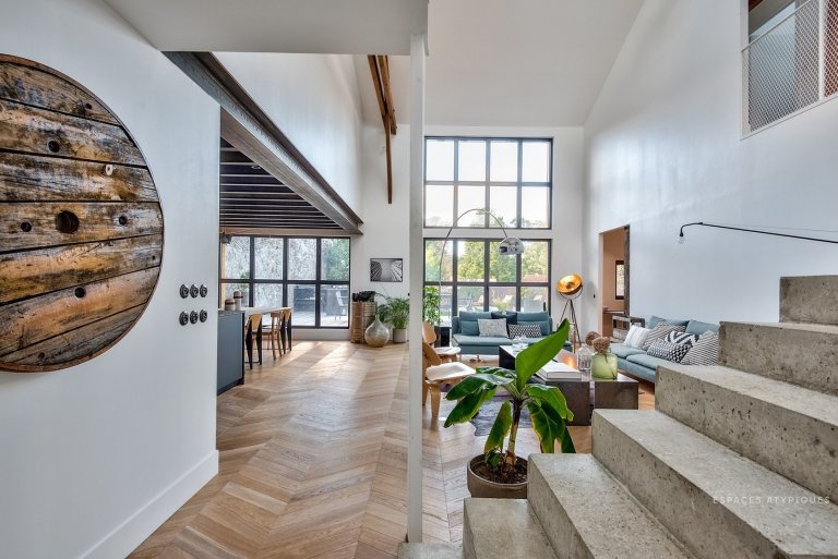 Renovace stodoly u Paříže