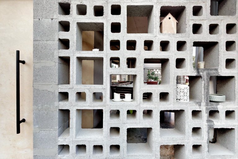 Rodinný dům se světlíkem