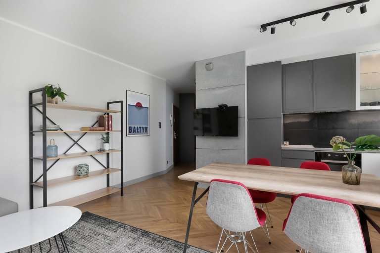 Šedá barva v interiéru není nuda