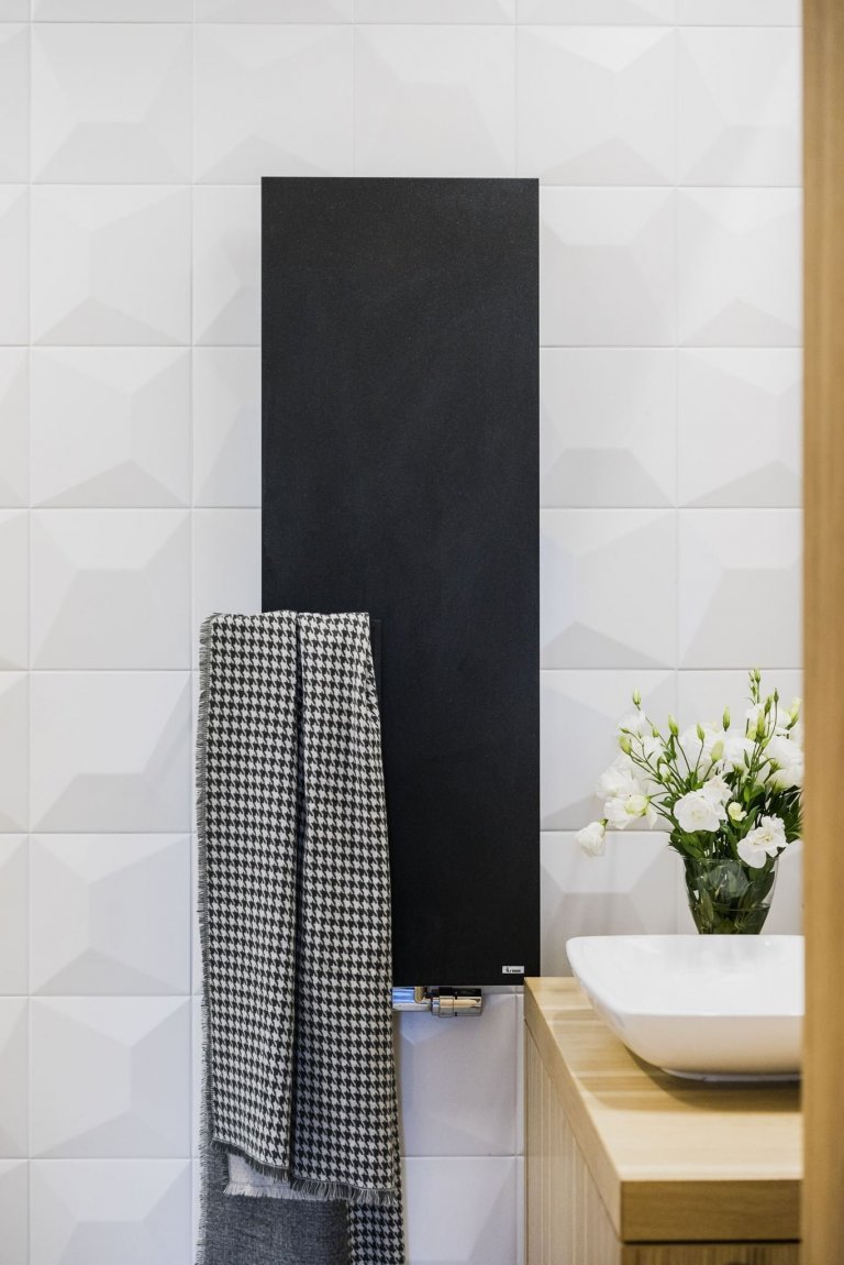 Sen o moderním bydlení v bažinaté krajině