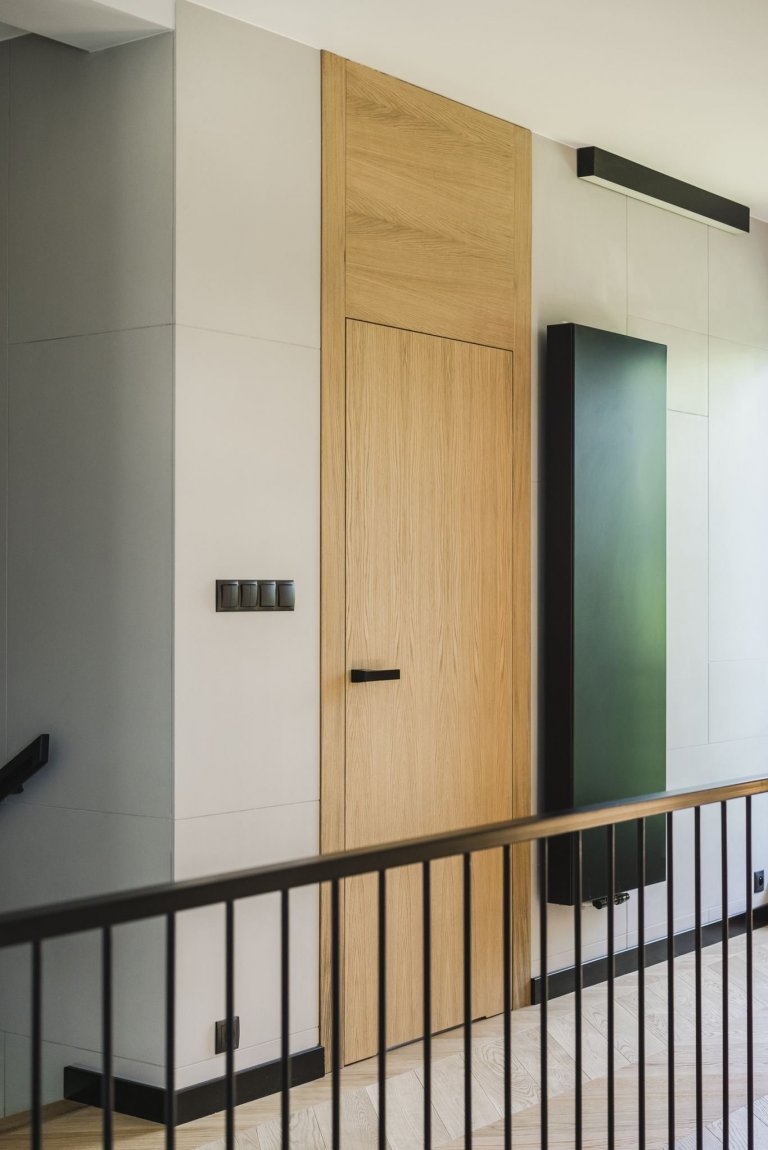 Sen o moderním bydlení v bažinaté krajině